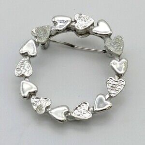 Vintage Retro GERRY'S Circle of Hearts Brooch - Sweet Twee Style - Silver Tone